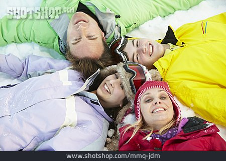 
                Familie, Skiurlaub, Skifahrer                   