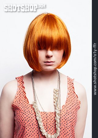 
                Junge Frau, Rote Haare, Frisur                   