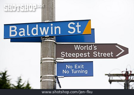 
                Straßenschild, Neuseeland, Baldwin Street                   