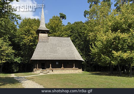 
                Kapelle, Historische Baukunst                   