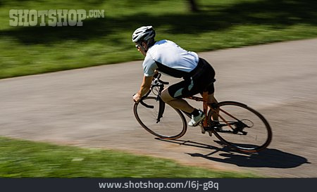 
                Radfahrer, Triathlet, Radrennfahrer                   