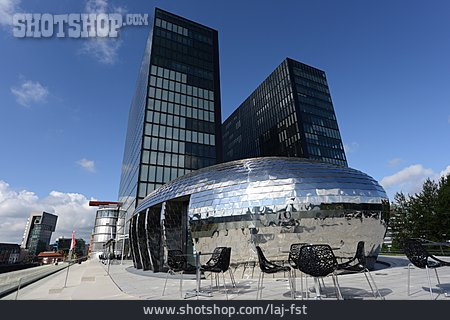 
                Moderne Baukunst, Medienhafen, Düsseldorf                   