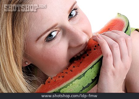 
                Wassermelone, Reinbeißen                   