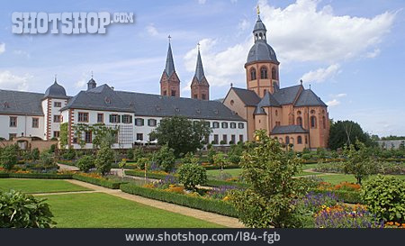 
                Kloster, Seligenstadt, Einhard-basilika                   