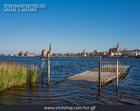 
                Steg, Hochwasser, Rostock                   