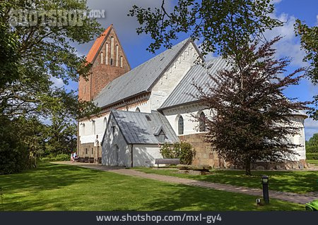 
                Kirche, Keitum, Severinskirche                   