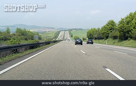 
                Autobahn, Straßenverkehr                   