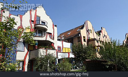 
                Wohnhaus, Friedensreich Hundertwasser, Plochingen                   
