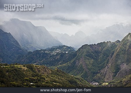 
                La Réunion                   