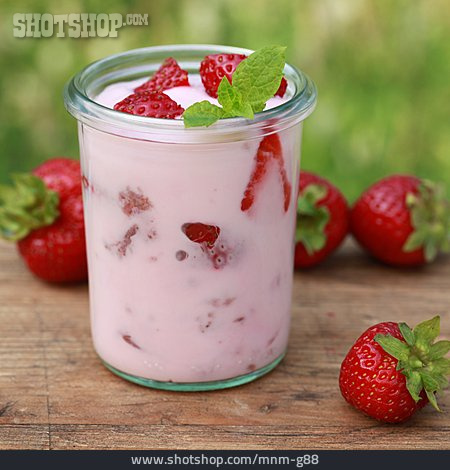 
                Erdbeerjoghurt, Erdbeerquark                   