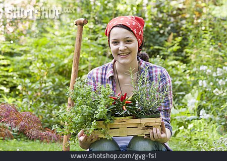 
                Junge Frau, Gartenarbeit, Gärtnerin                   