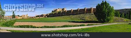 
                Burganlage, Castillo Berlanga De Duero                   