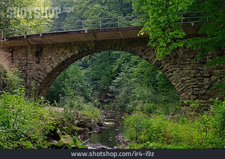 
                Eisenbahnbrücke, Rabenauer Grund                   