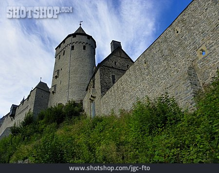 
                Burgmauer, Burg Altena                   