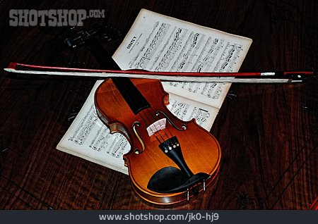 
                Geige, Musikinstrument                   