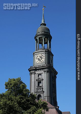 
                Kirchturm, St. Michaelis                   