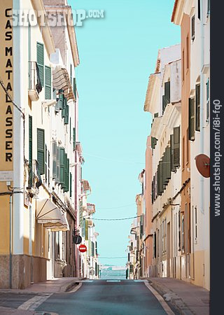 
                Mao, Menorca                   