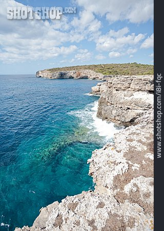 
                Felsküste, Menorca, Cala En Turqueta                   