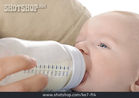 
                Säugling, Babyflasche, Babynahrung                   