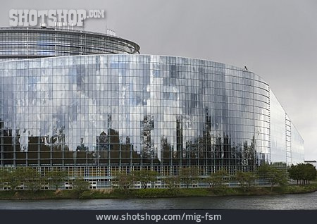 
                Parlamentsgebäude, Straßburg, Europaparlament                   