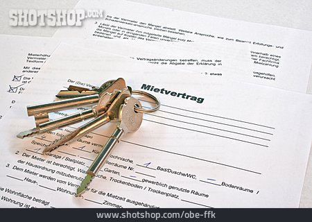 
                Schlüsselübergabe, Wohnungssuche, Mietvertrag                   
