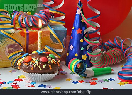 
                Party, Geburtstag, Geburtstagskuchen                   
