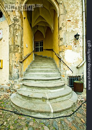 
                Eingang, Cranach-höfe                   