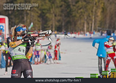 
                Biathlon, Magdalena Neuner                   