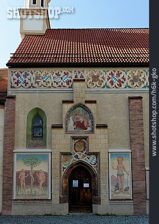 
                Fassadengestaltung, Schlosskapelle, Schloss Blutenburg                   