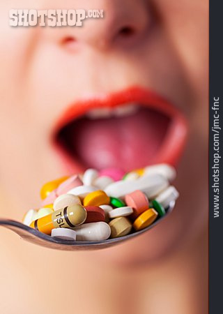 
                Tablette, Nahrungsergänzungsmittel, überdosis                   