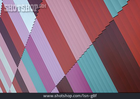 
                Farben & Formen, Fassade                   