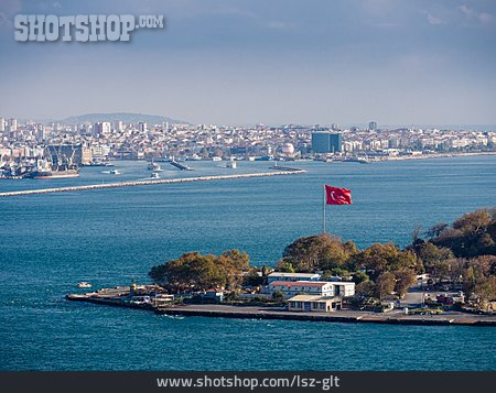 
                Bosporus, Istanbul                   