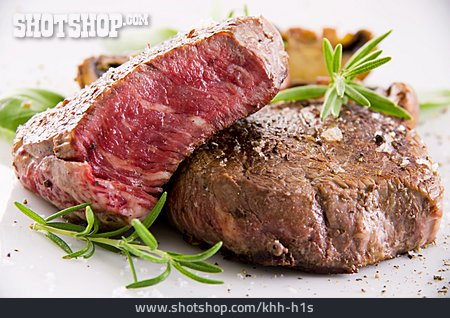 
                Steak, Rumpsteak, Rindersteak                   