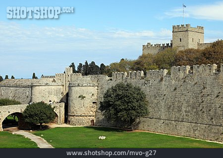 
                Stadtmauer, Festung, Rhodos, Großmeisterpalast                   
