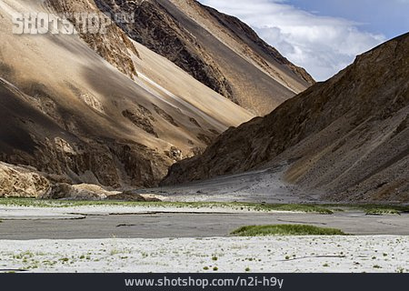 
                Gebirgslandschaft, Indien, Kaschmir                   