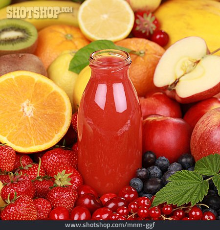 
                Fruchtsaft, Vitamine, Smoothie                   