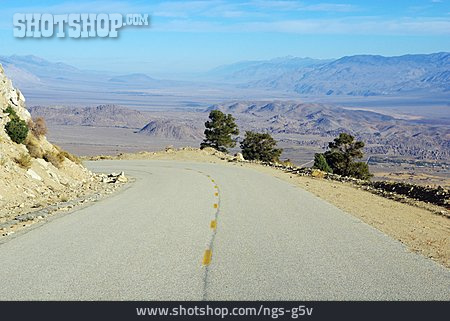 
                Straße, Kalifornien, Alabama Hills, Sierra Nevada                   