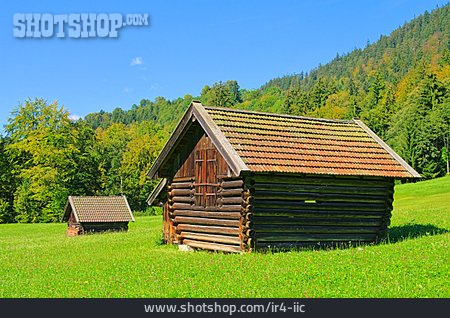 
                Holzhütte, Almhütte                   