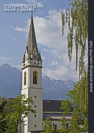 
                Andreaskirche                   