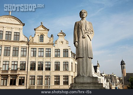 
                Skulptur, Statue, Königin Elisabeth Von Belgien                   