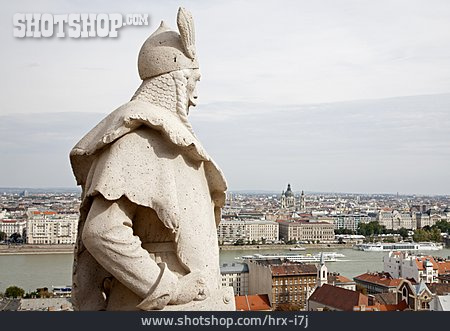 
                Statue, Budapest, Ungarn                   