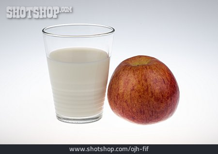 
                Apfel, Milch                   