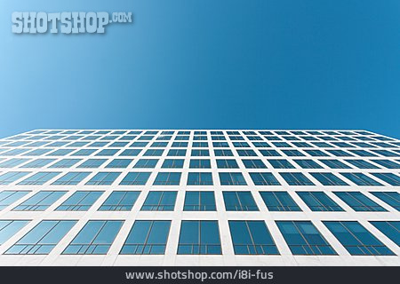 
                Froschperspektive, Bürogebäude, Fassade, Glasfassade                   