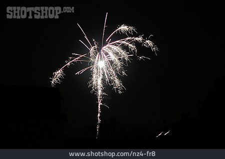 
                Silvester, Feuerwerk, Neujahr, Rakete                   