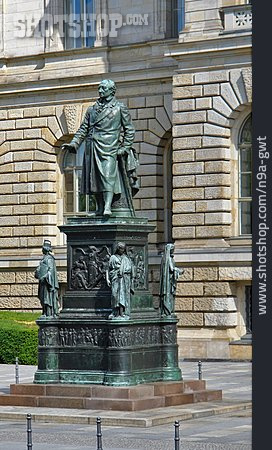 
                Bronzestatue, Freiherr Von Stein                   