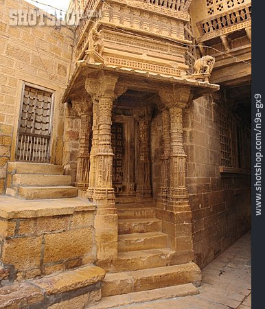 
                Säule, Indien, Rajasthan, Jaisalmer                   