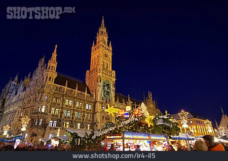 
                Weihnachtsmarkt, München, Neues Rathaus, Marienplatz                   