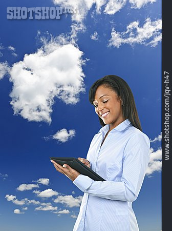 
                Junge Frau, Frau, Tablet-pc, Cloud-computing                   