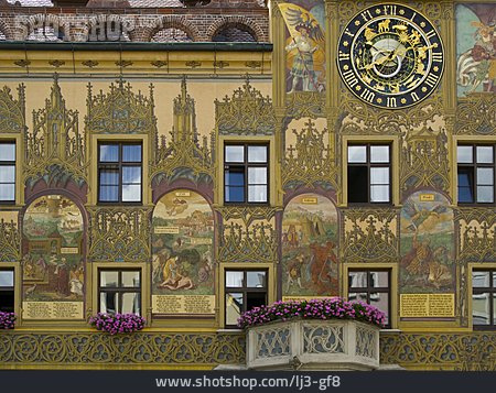 
                Rathaus, Ulm, Astronomische Uhr                   