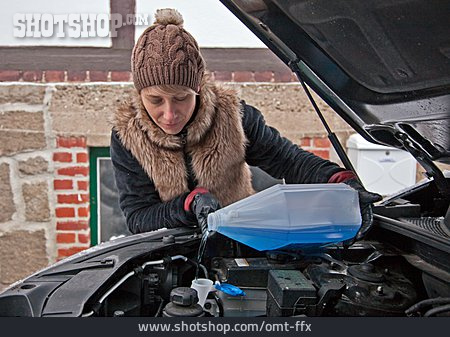 
                Autopflege, Frostschutzmittel                   